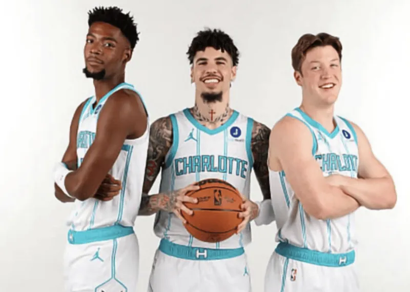 九游体育官网登录入口-起飞！黄蜂连续6场至少赢15分，18勇士以来联盟最长纪录