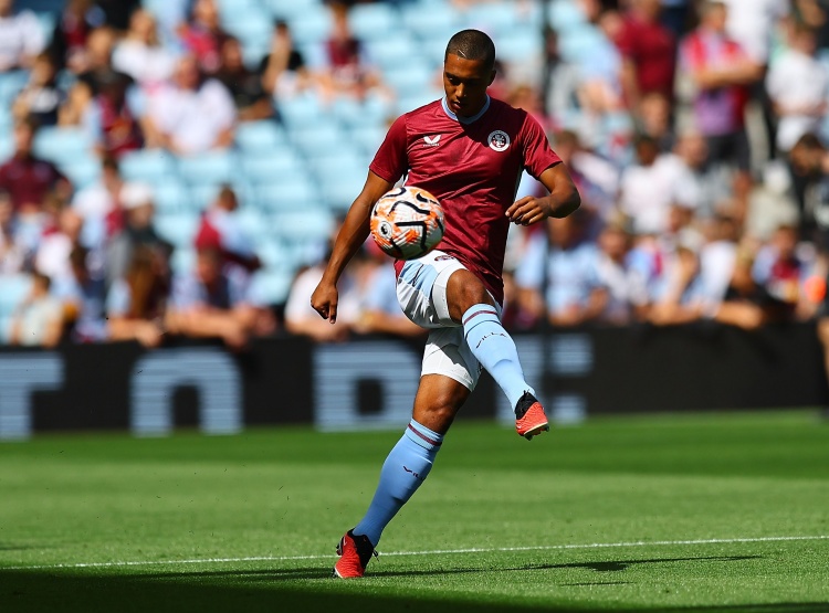 九游体育官网登录入口-蒂莱曼斯：伊涅斯塔、杰拉德、克罗斯、魔笛和阿隆索都是我的标杆